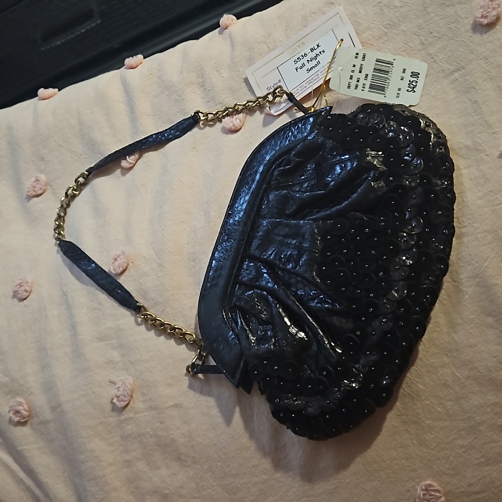 Lelya  purchase